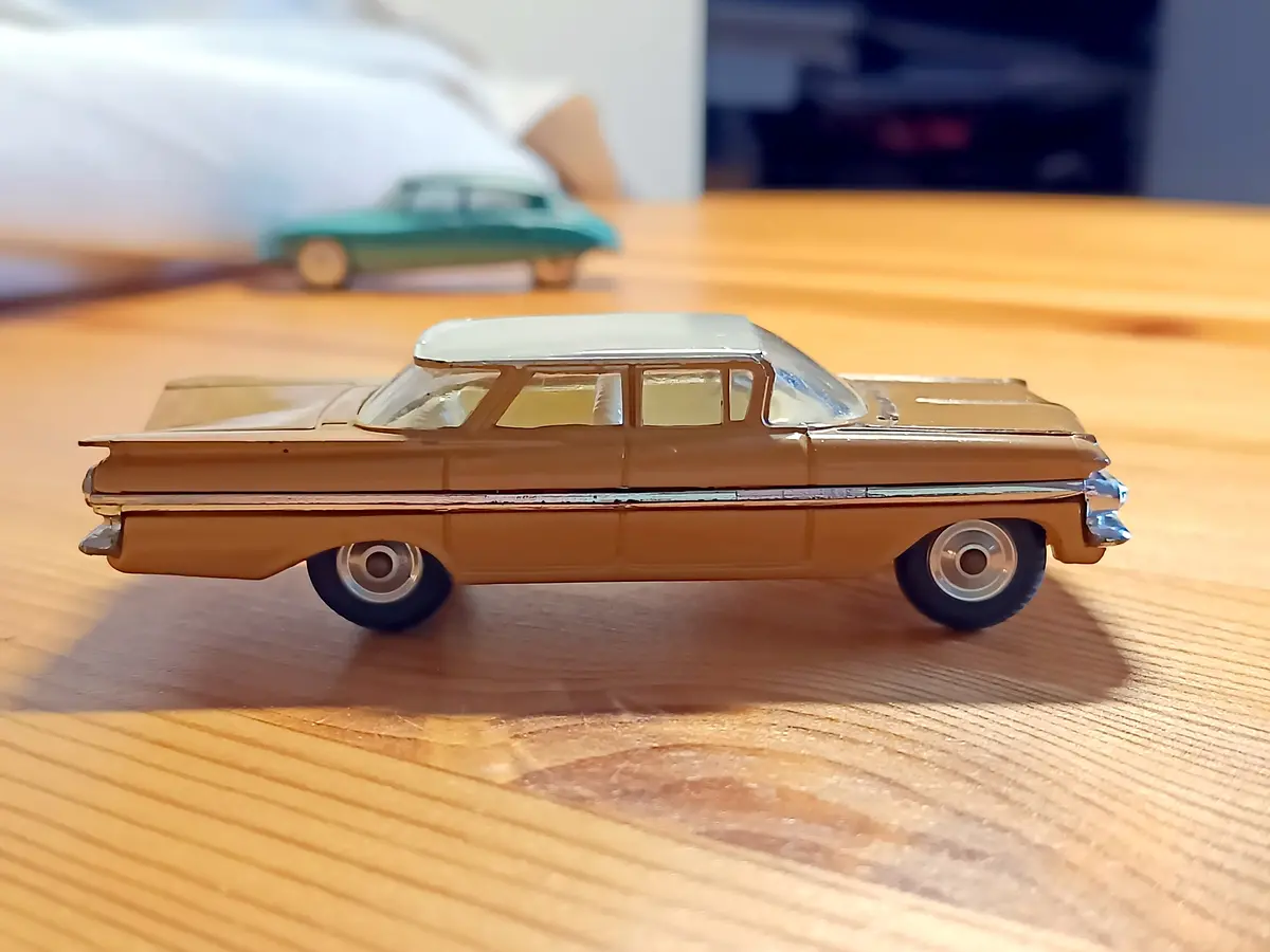 248 Chevrolet Impala (5) 1