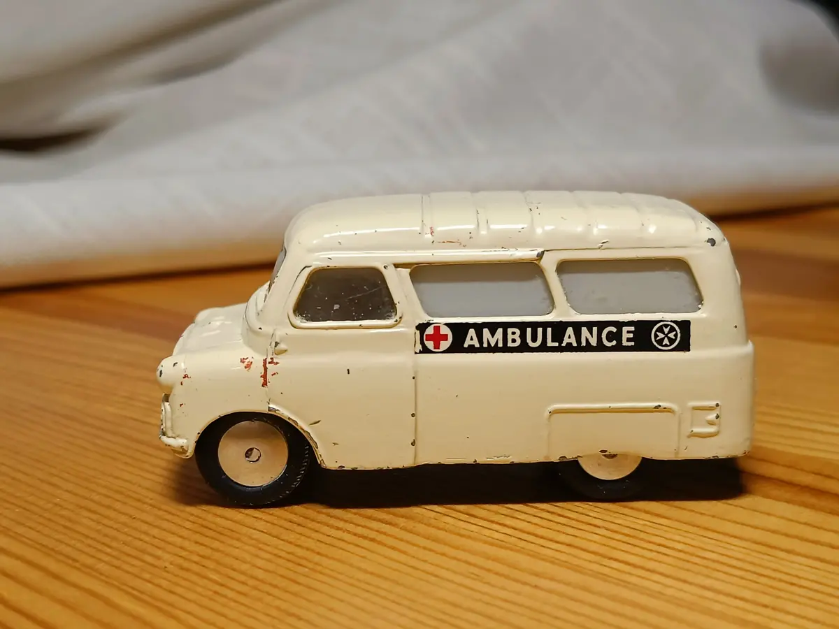 412 Bedford Ca Ambulance *Mk Ii* 1