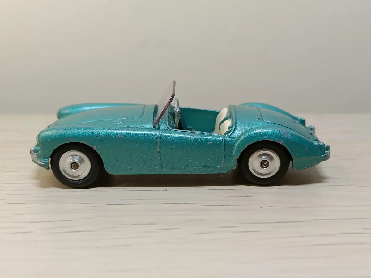 302 Mga In Metallic Blue-Green With Shaped Wheels 1