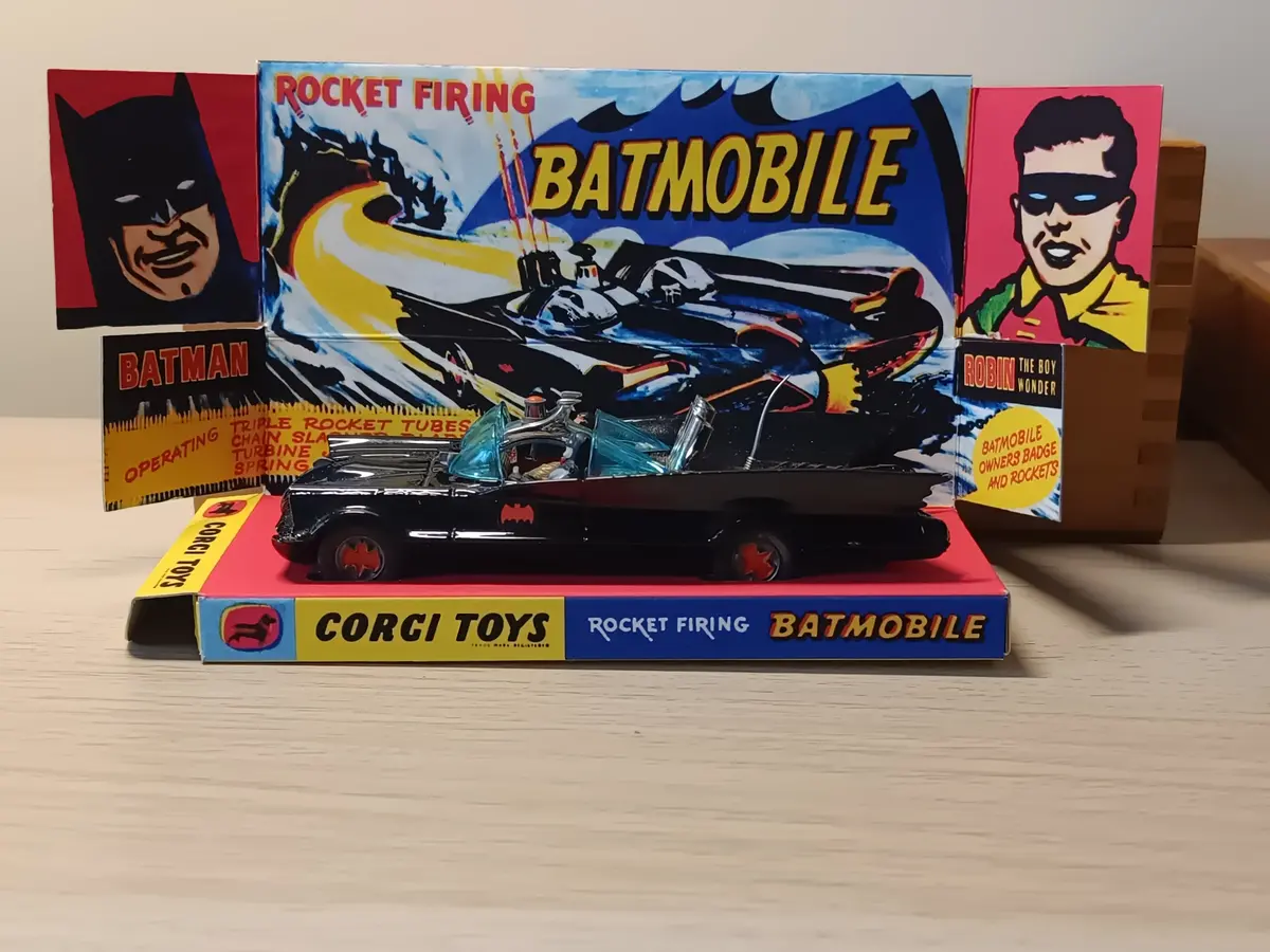 267 Batmobile (1St Edition) *With Original Box* 1