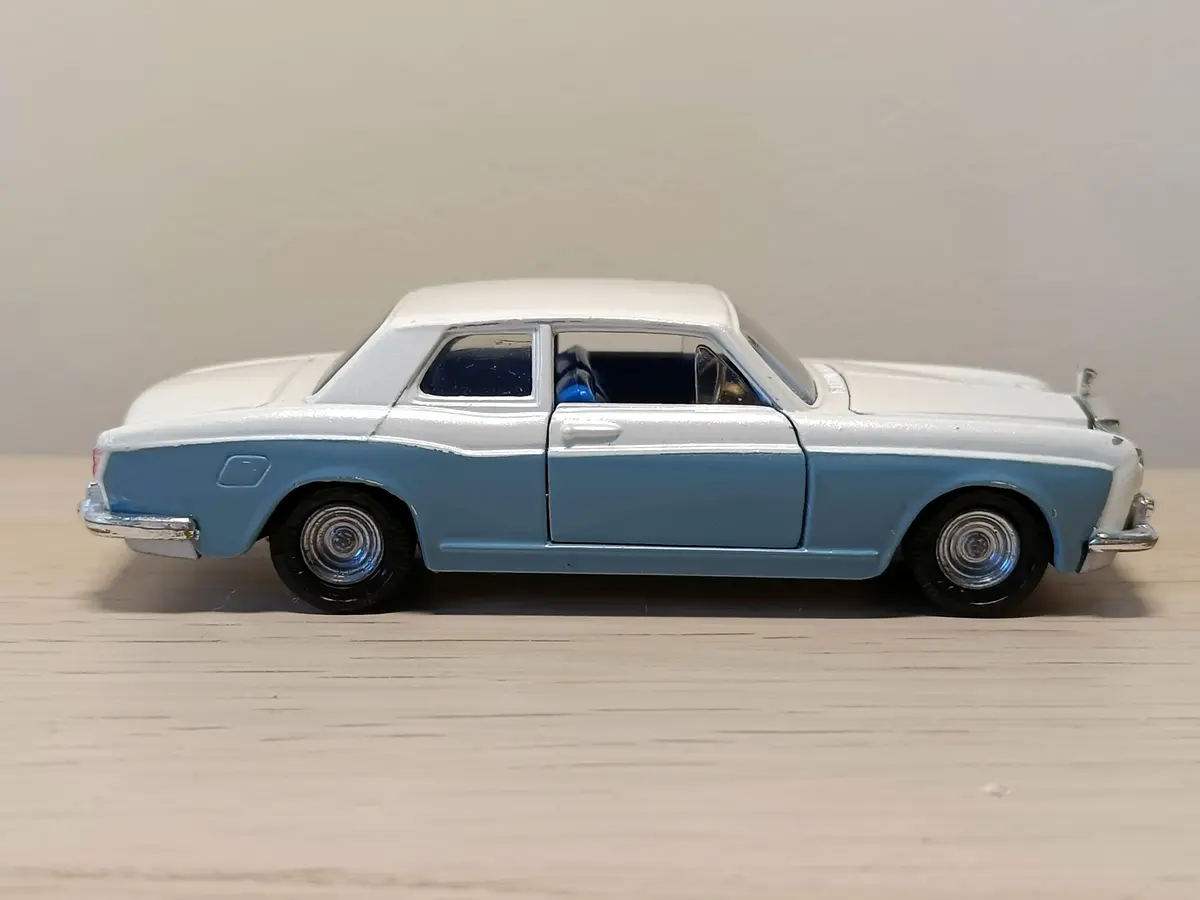273 Rolls Royce Silver Shadow (2) 1