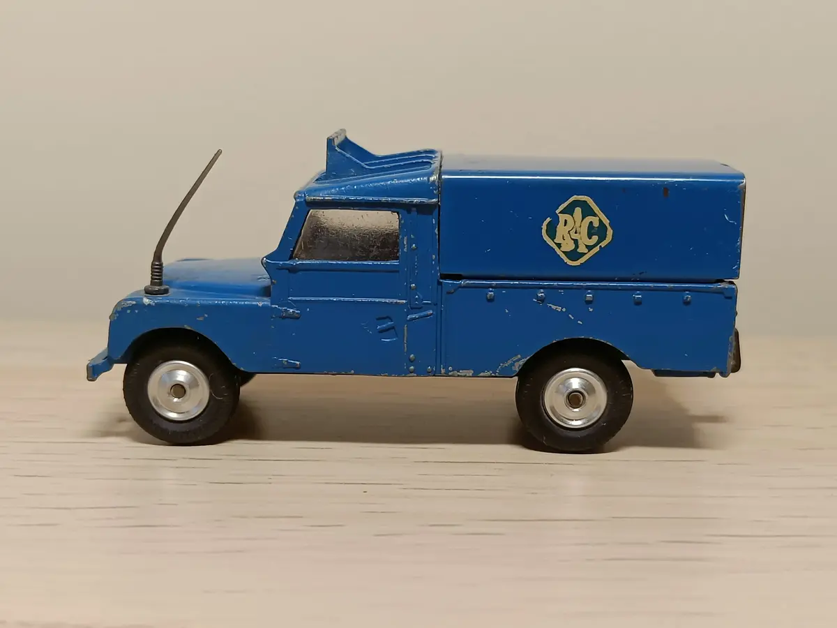 416 Rac Radio Rescue Land Rover 9 1