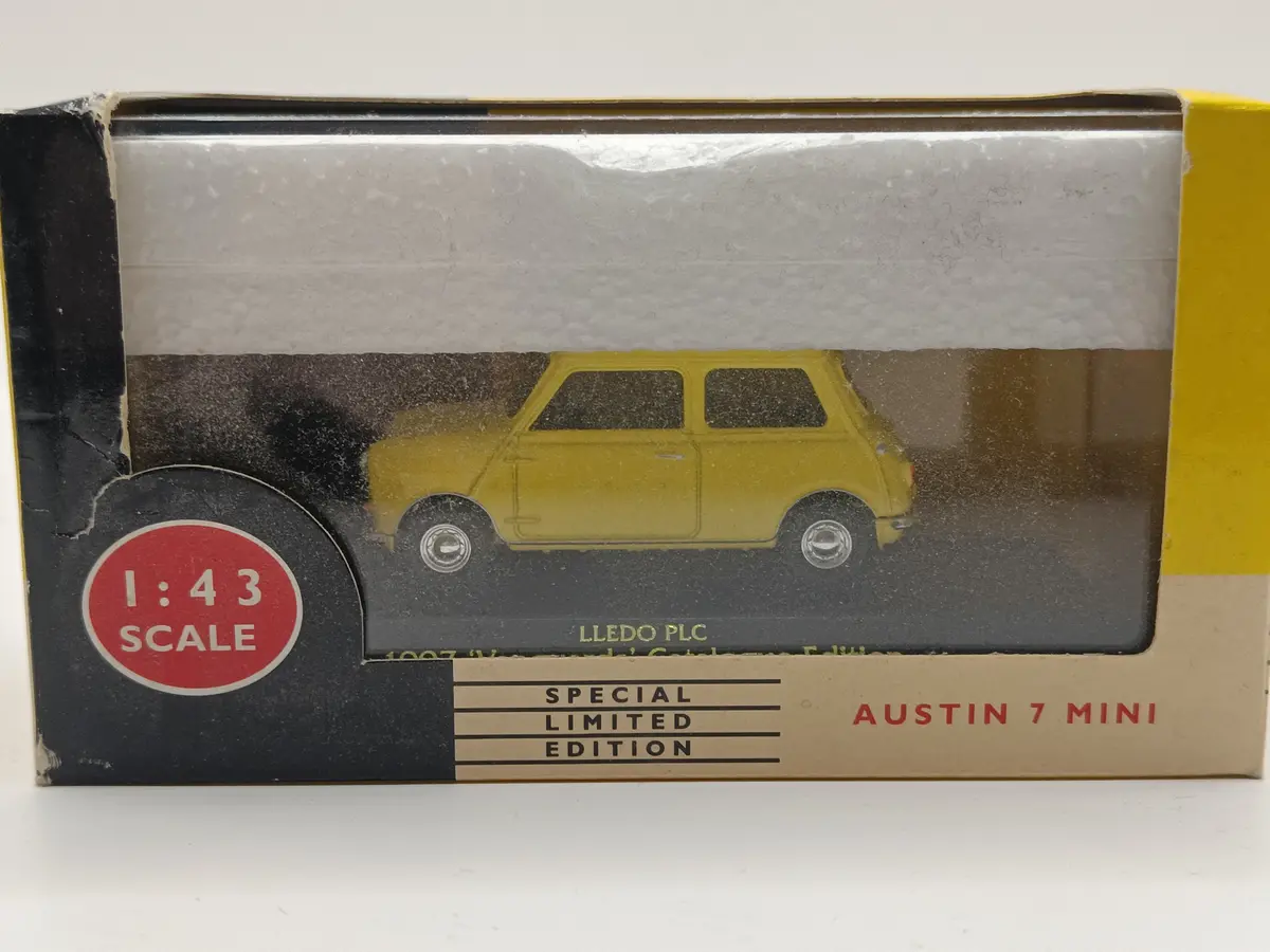 Vanguards 13005 Austin Mini 'Catalogue' Edition 1997 1