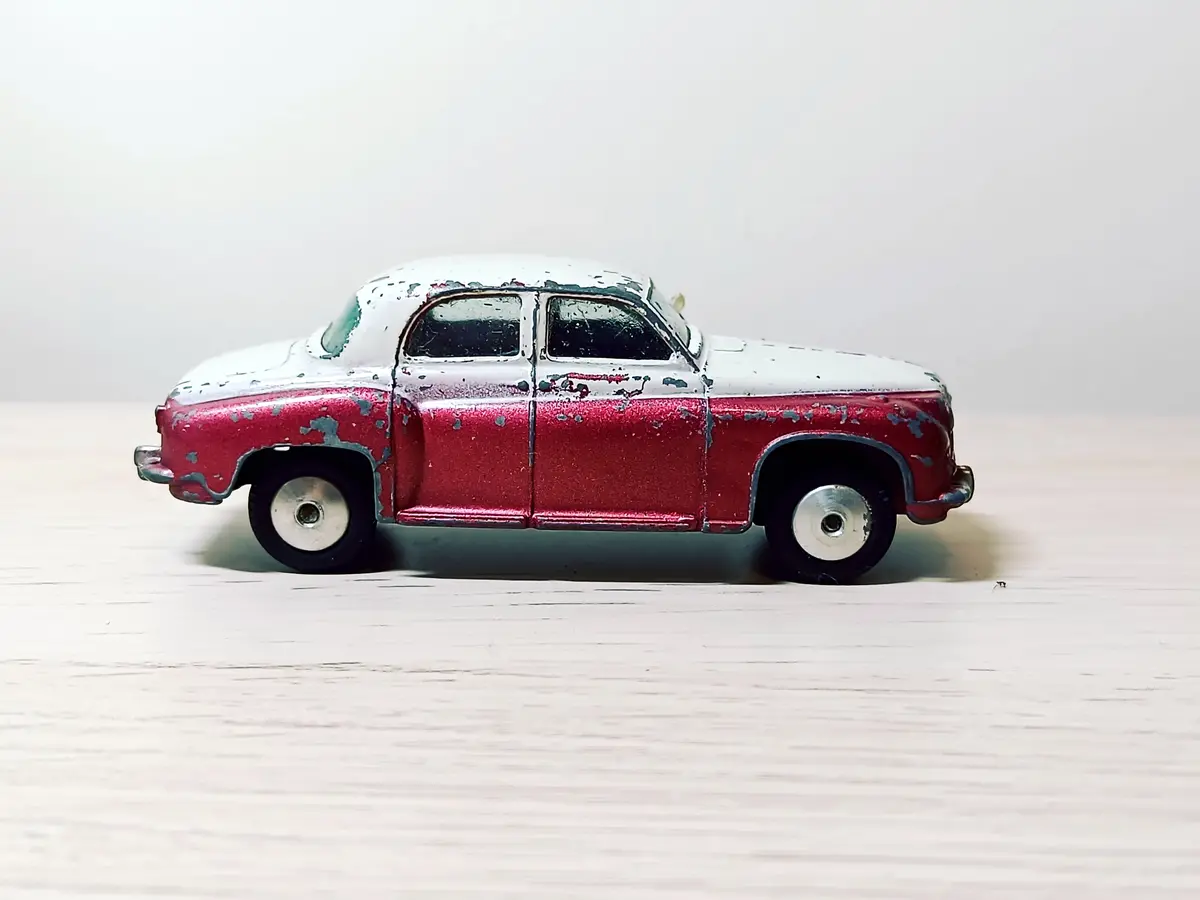 204 Rover 90 Two-Tone 1