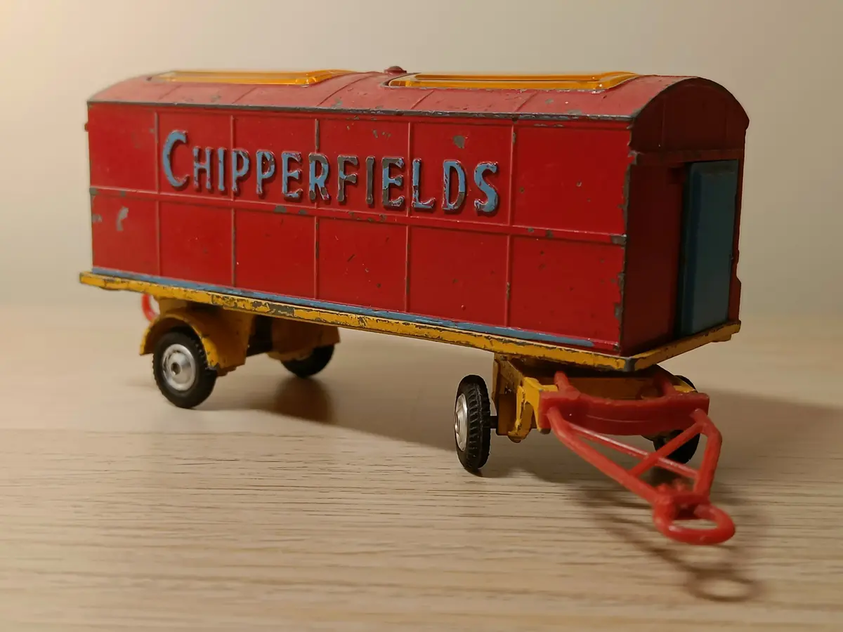 1123 Chipperfields Circus Cage 1