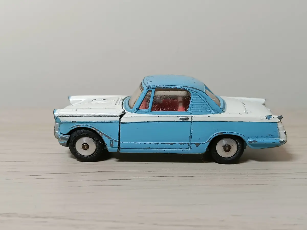 231 Triumph Herald Coupé (Rare Early Type In Blue) 1