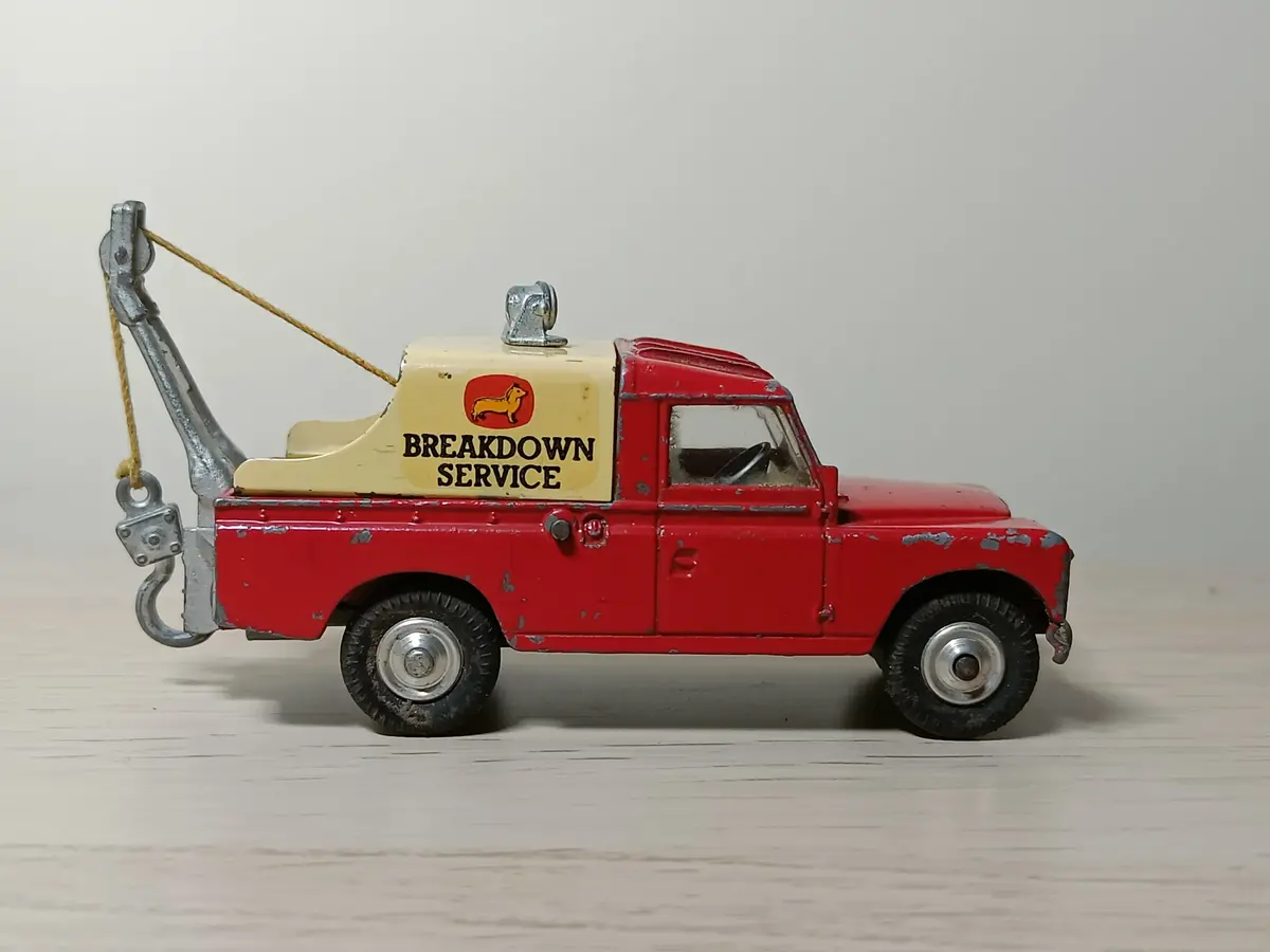 417S Land Rover Breakdown Truck With Type 1 Jib (1) 1
