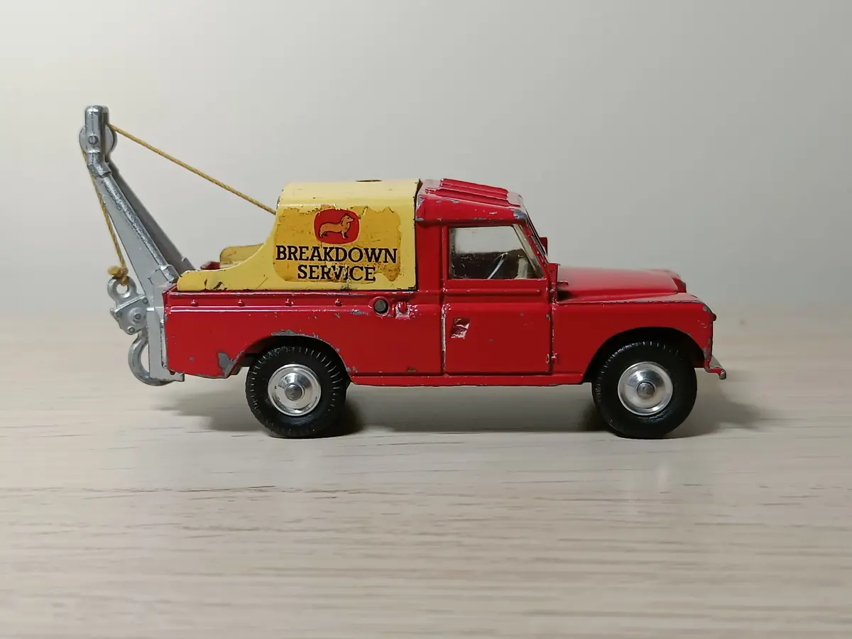 417S Land Rover Breakdown Truck 1