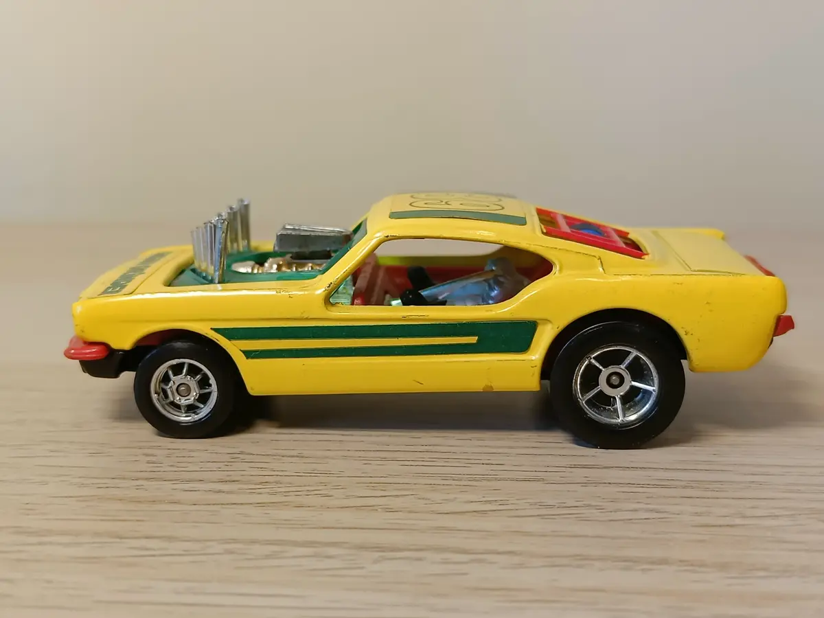 166 Ford Mustang Organ Grinder Dragster 1