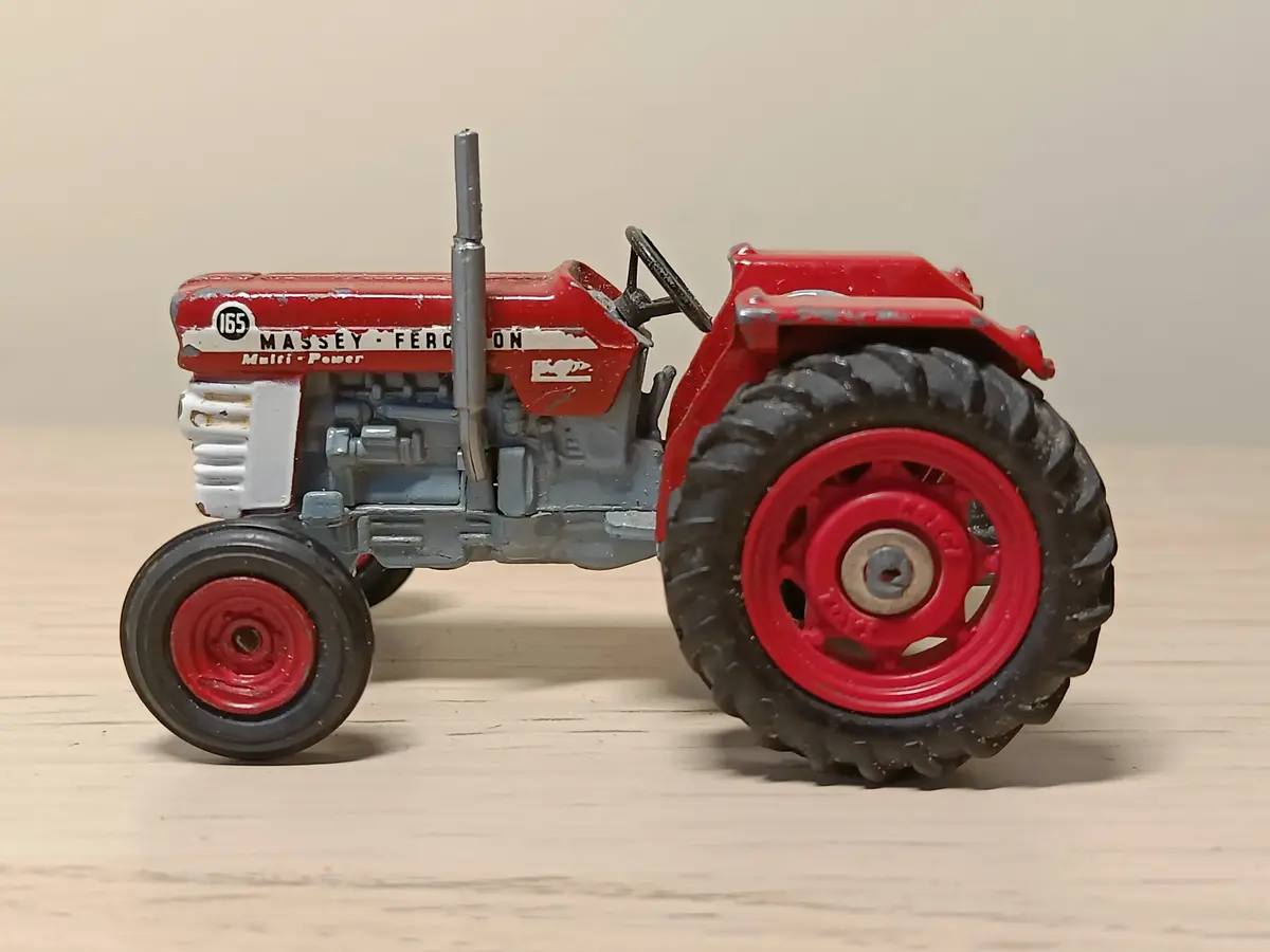 66 Massey Ferguson 165 Tractor 1