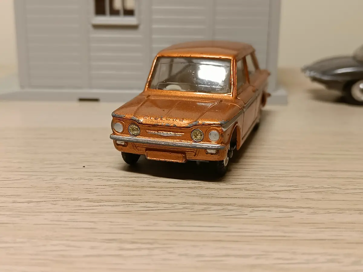 251 Hillman Imp Bronze *With Jewelled Fog Lights* 1