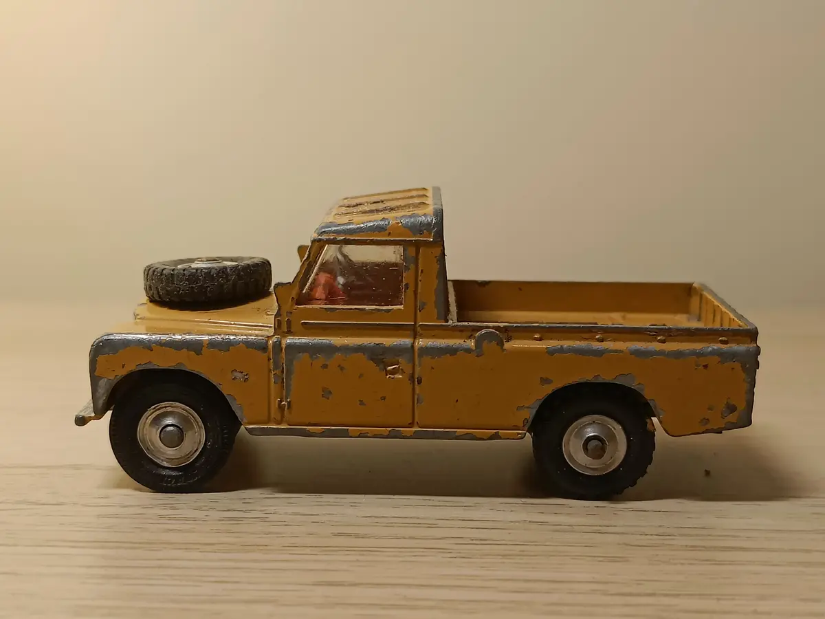 Gift Set 2 Land Rover In Fawn 1