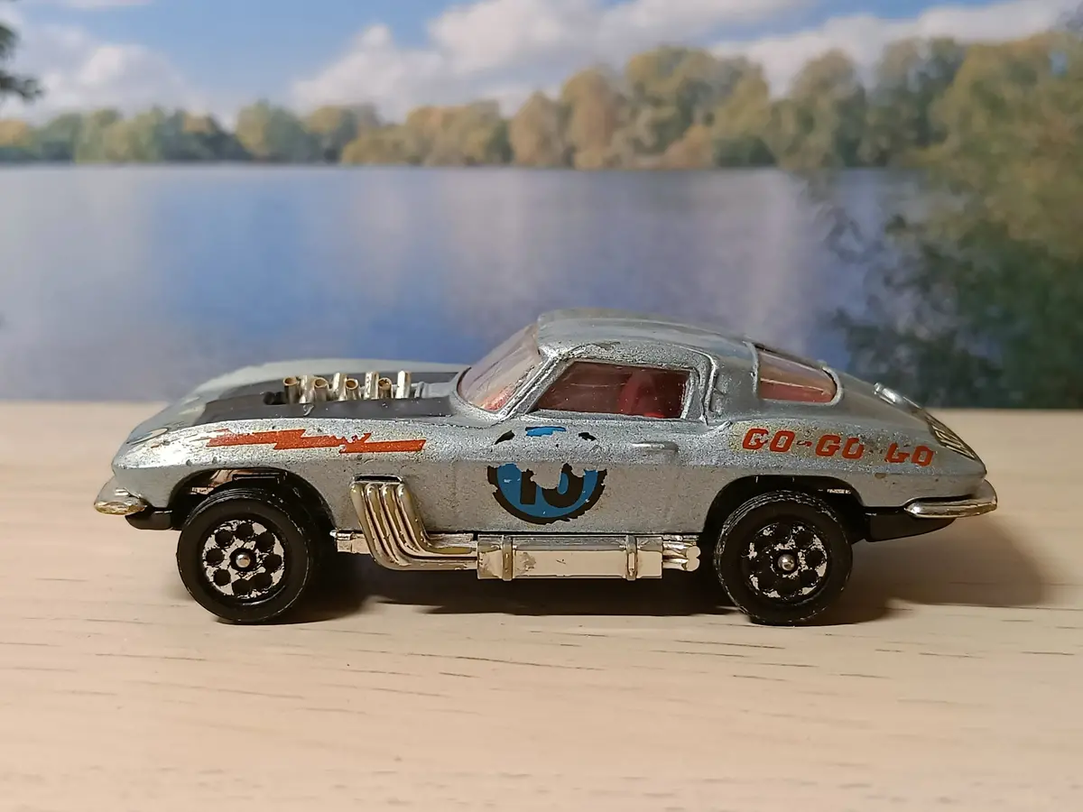 376 Chevrolet Sting Ray Custom Car 1