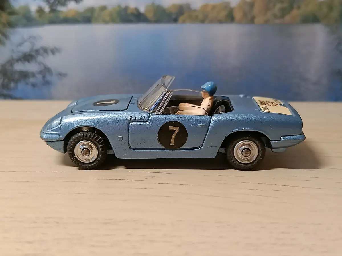 318 Lotus Elan S2 1