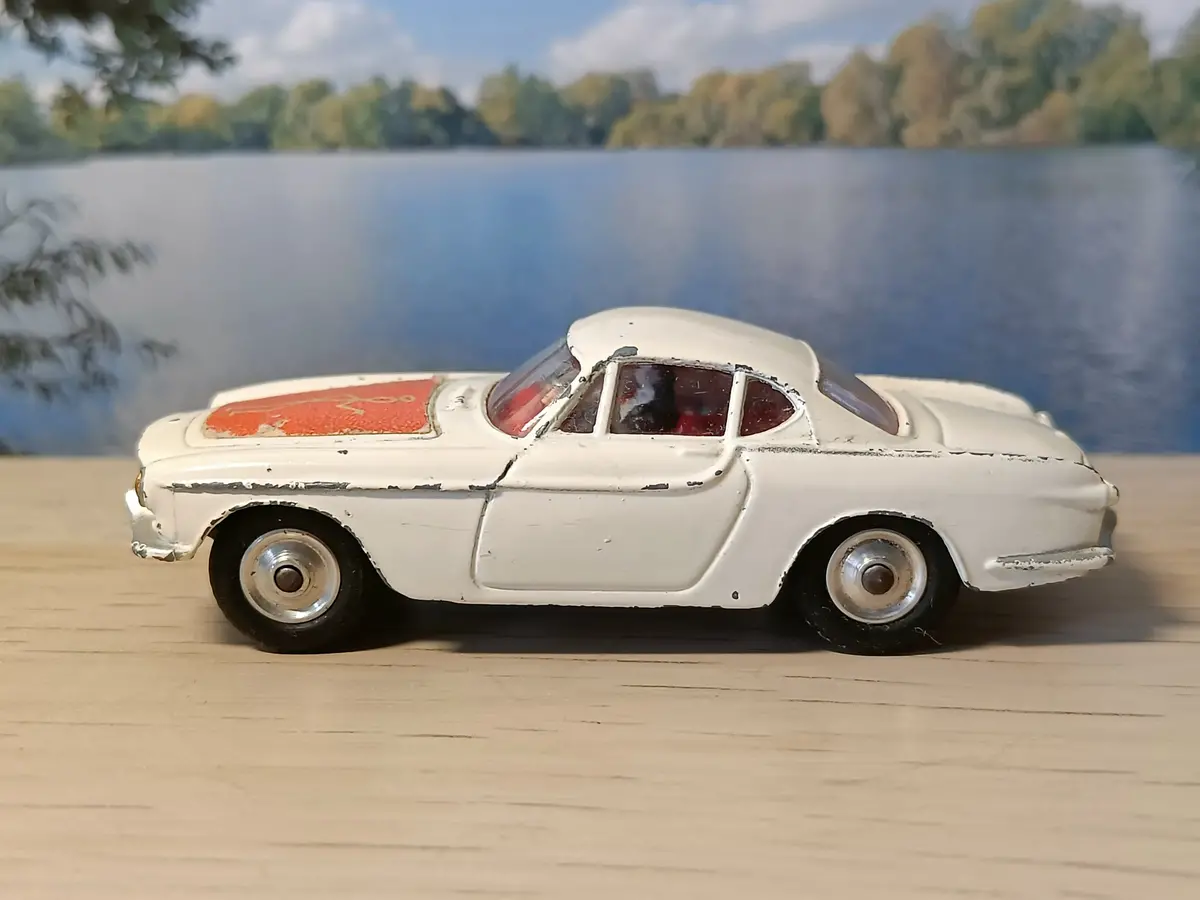258 Volvo P1800 The Saints Car *Scarce Late Edition* 1