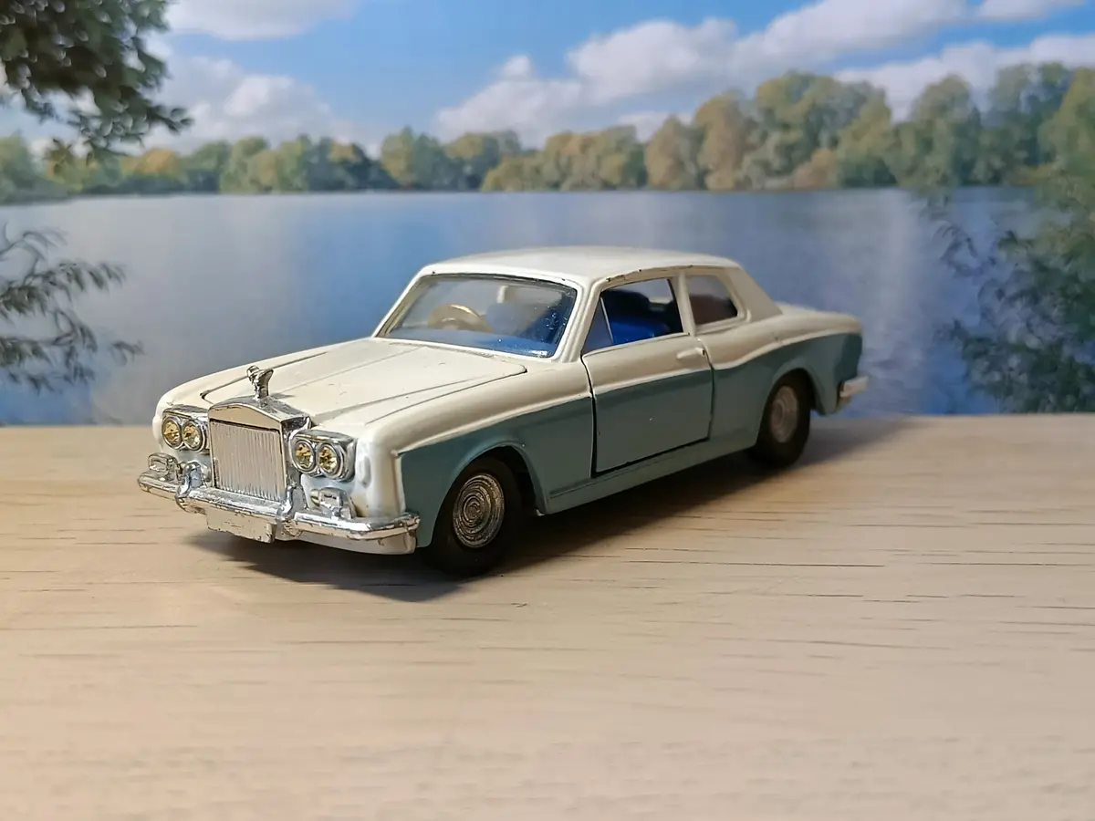 273 Rolls Royce Silver Shadow 2