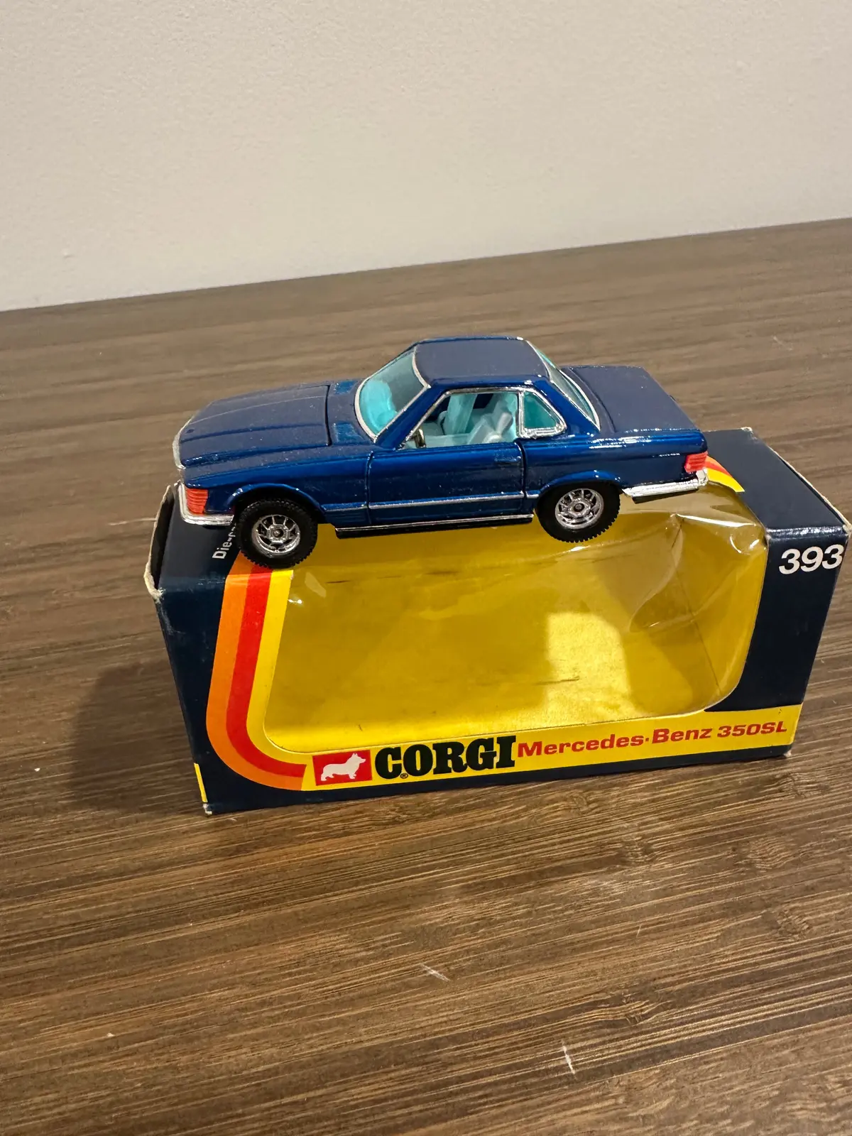 Corgi Toys 393 Mercedes 350Sl With Original Box 1