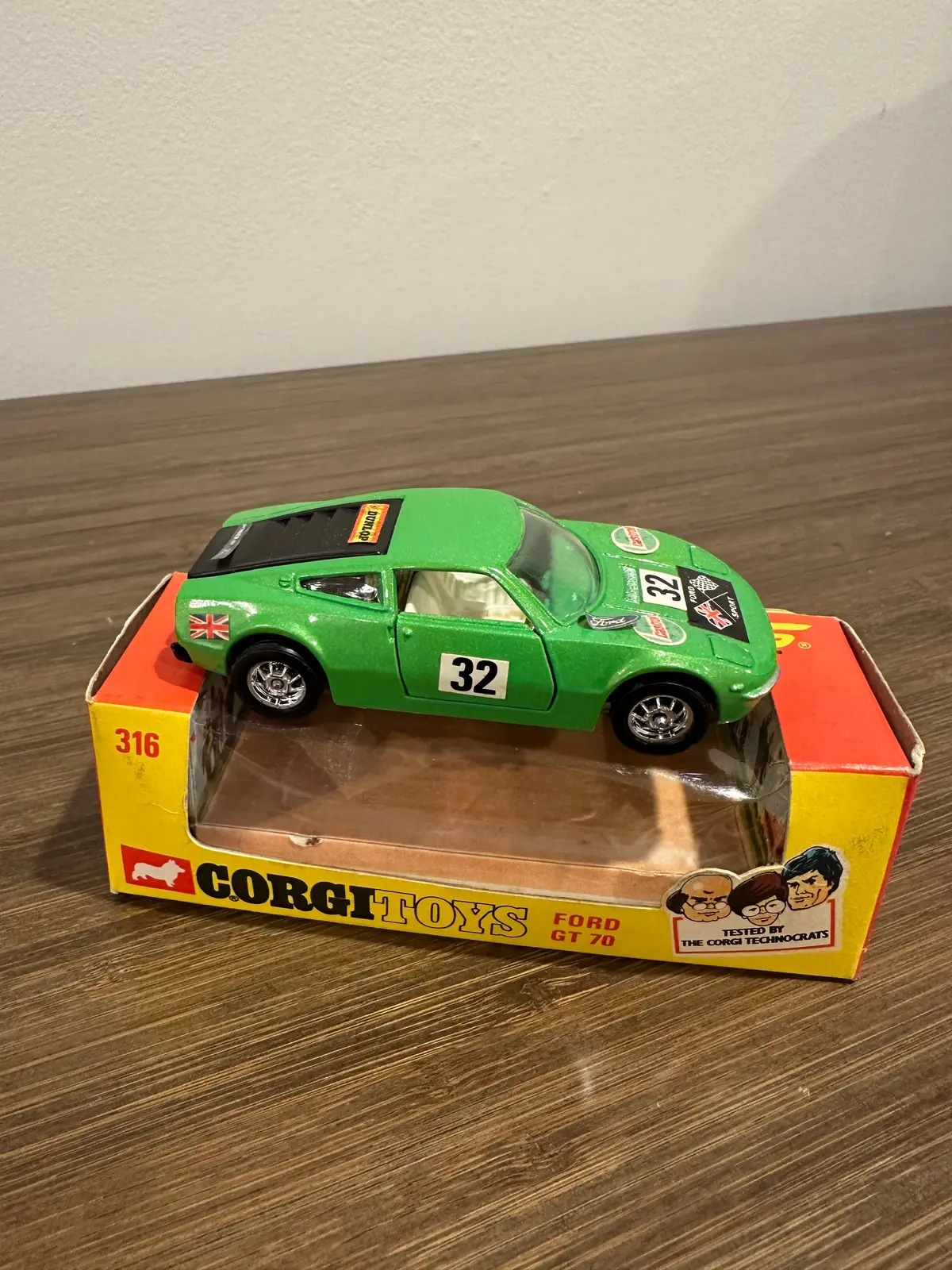 Corgi Toys 316 Ford Gt70 With Original Box 1