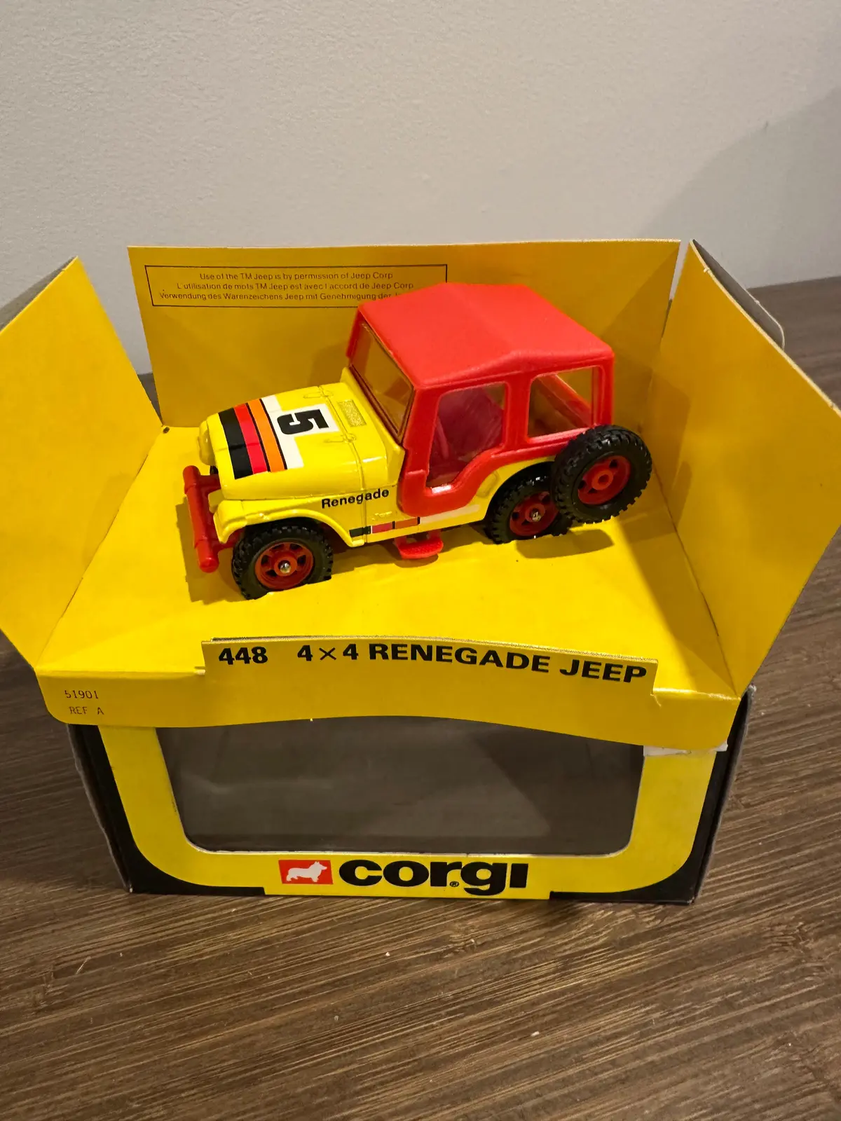 Corgi Toys 448 Renegade Jeep With Original Box 1