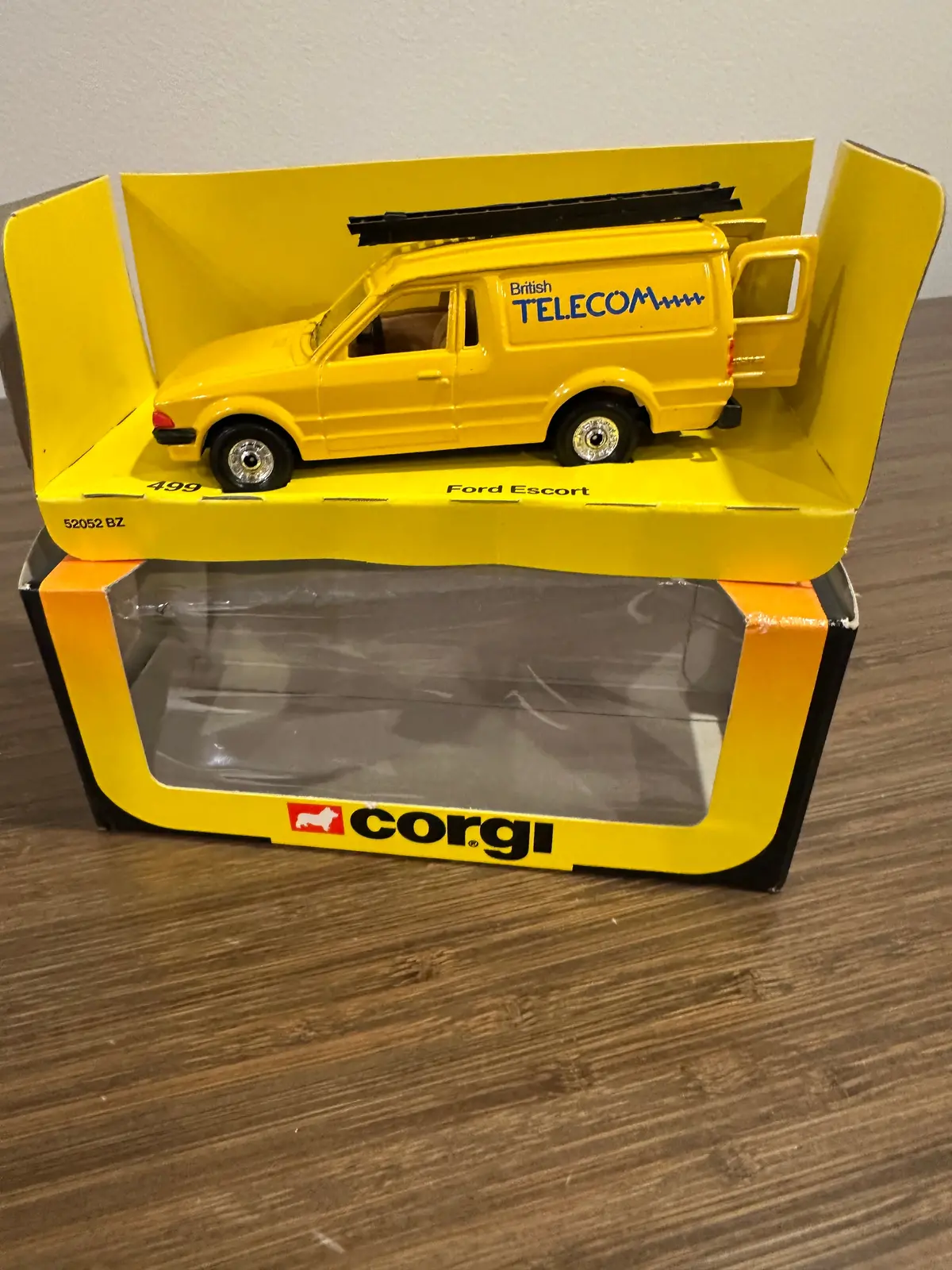 Corgi Toys 499 Ford Escort British Telecom With Original Box 1