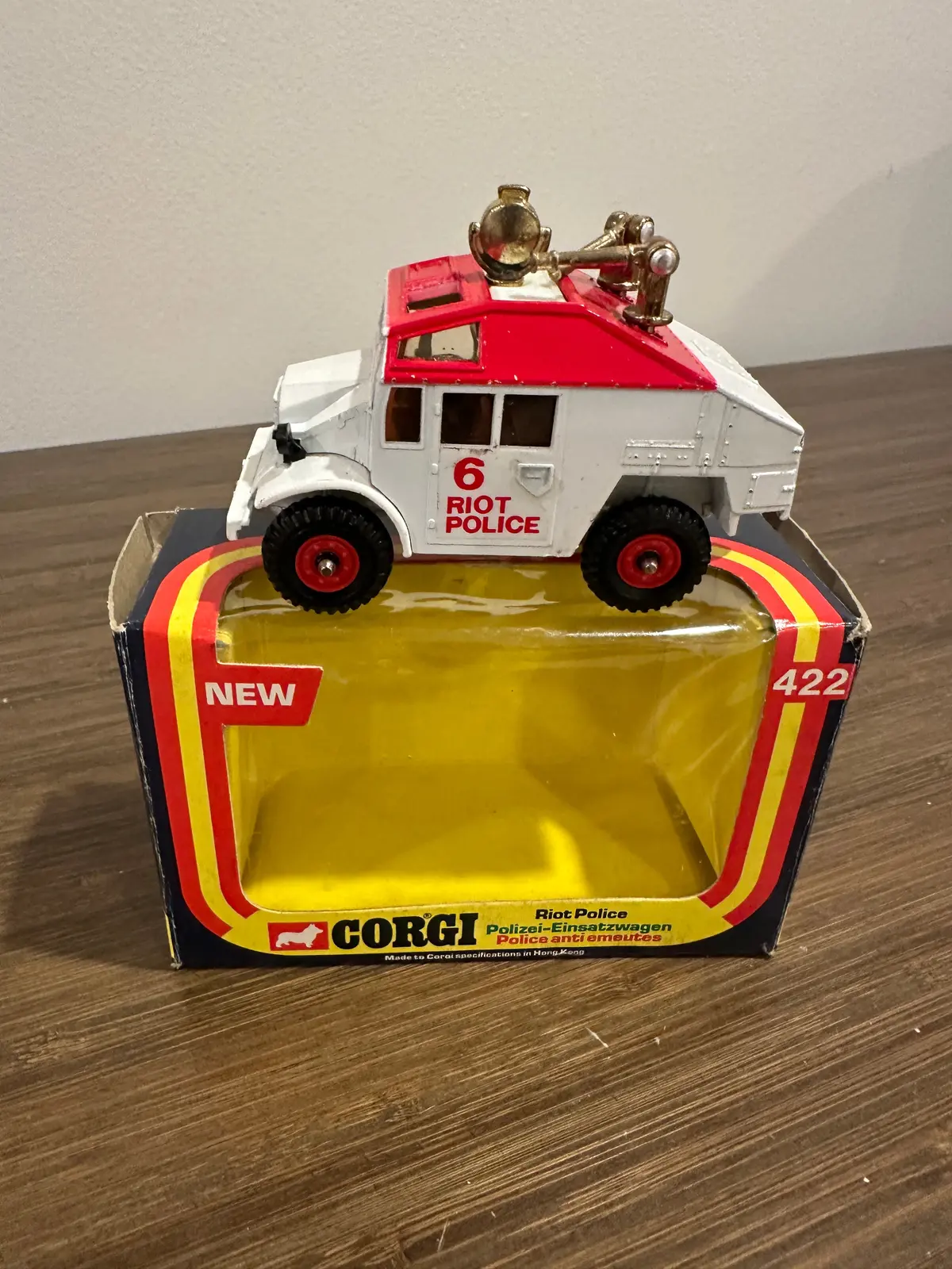 Corgi Toys 422 Riot Police Vehicle With Original Box 1