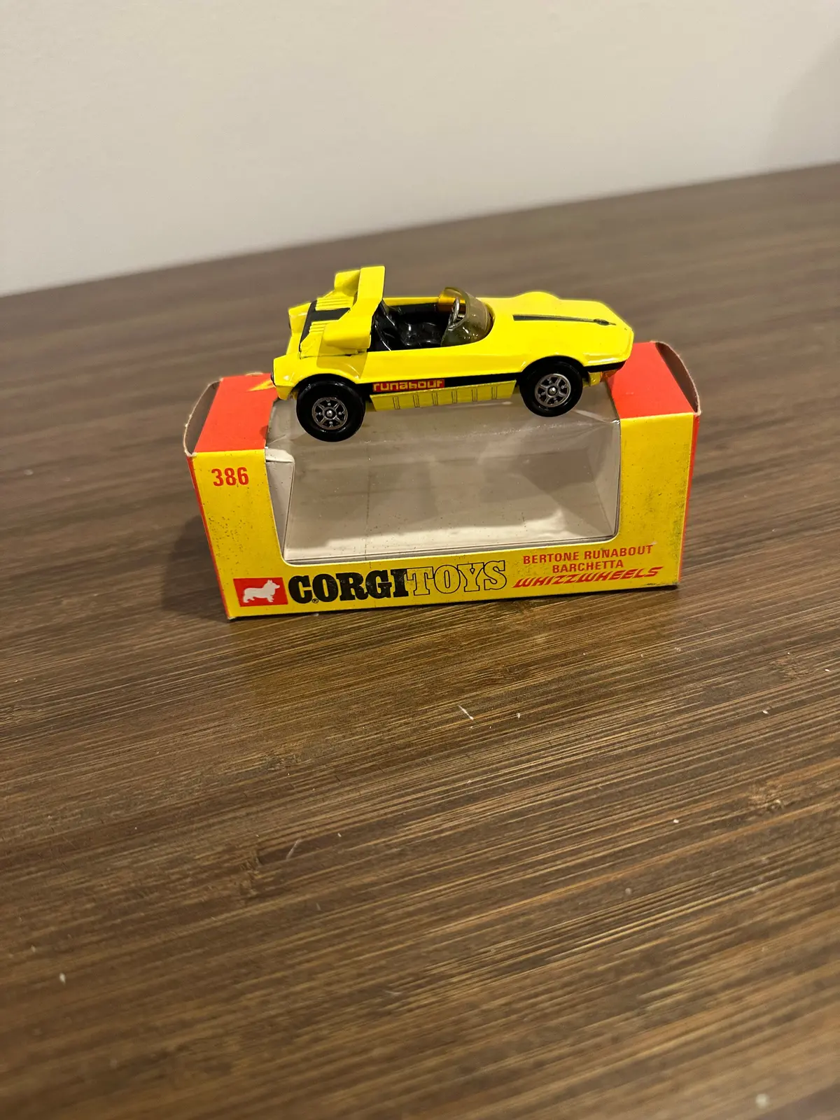 Corgi Toys 386 Bertone Runabout With Original Box 1