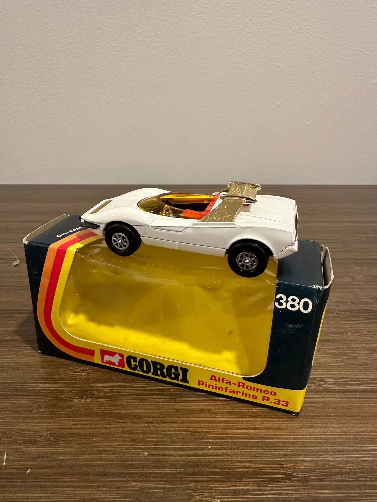 Corgi Toys 380 Alfa Romeo P33 With Original Box 1