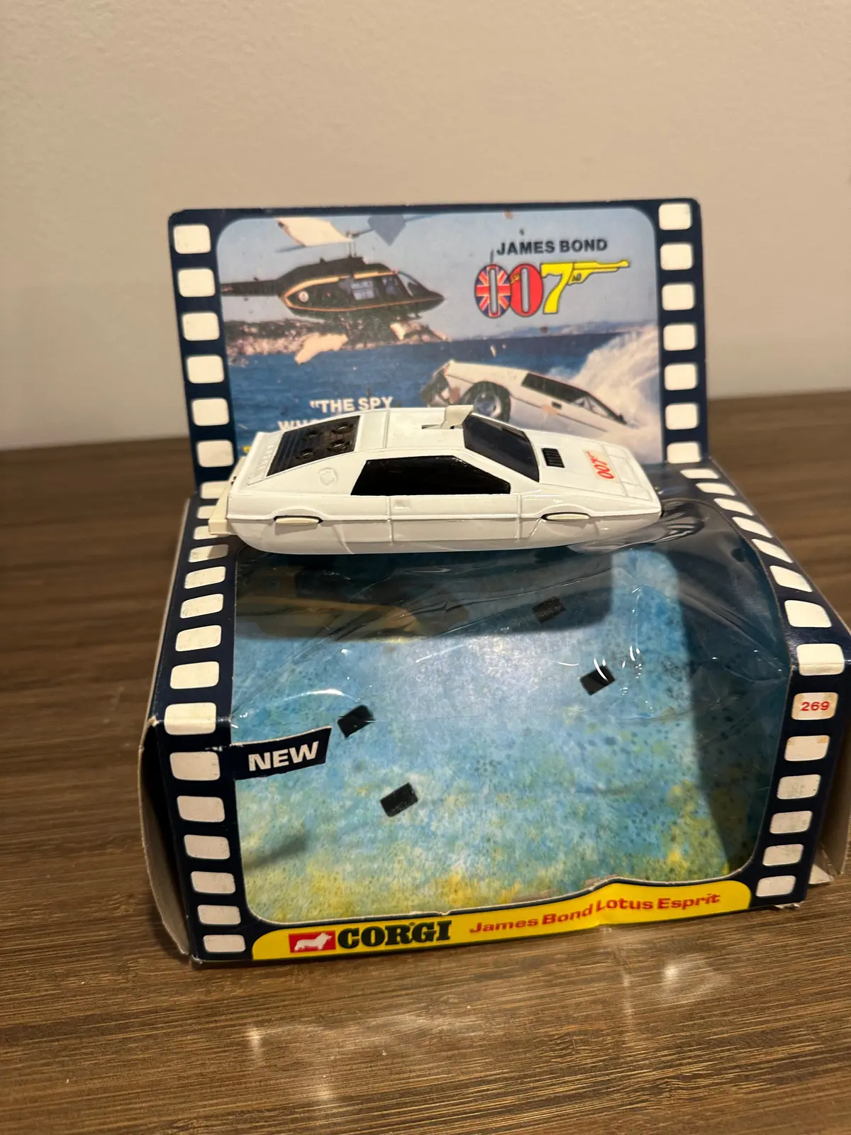 Corgi Toys 269 James Bond Lotus Esprit *With Original Box* 1