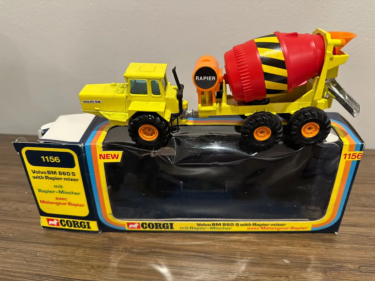Corgi 1156 Volvo Bm 80S Mixer With Original Box 1