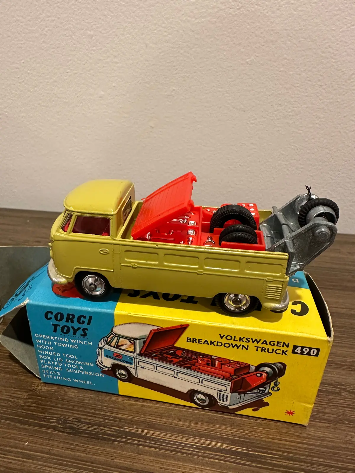 Corgi Toys 490 Vw Breakdown Truck With Original Box 1