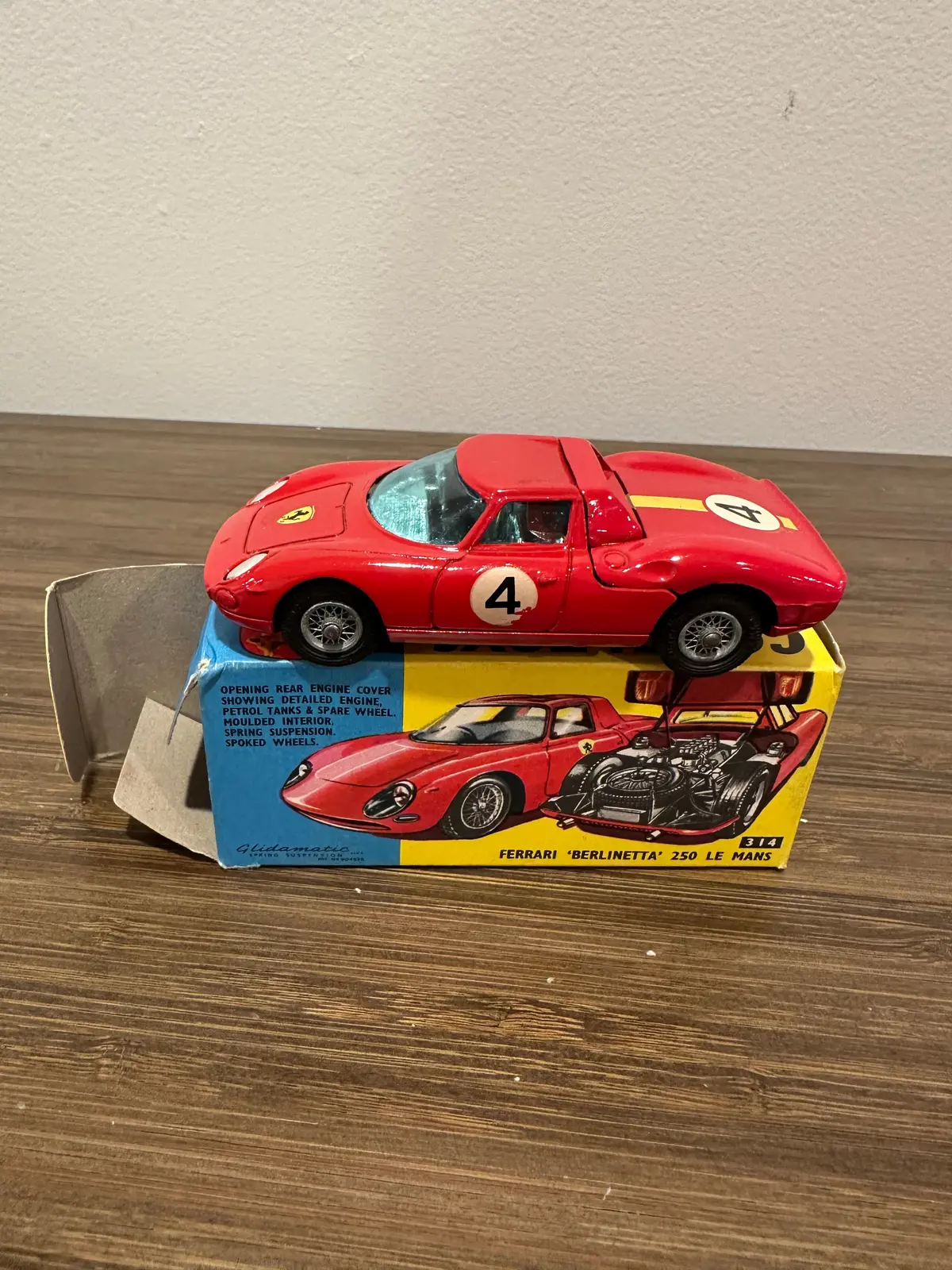 Corgi Toys 314 Ferrari Berlinetta 250 With Original Box 1
