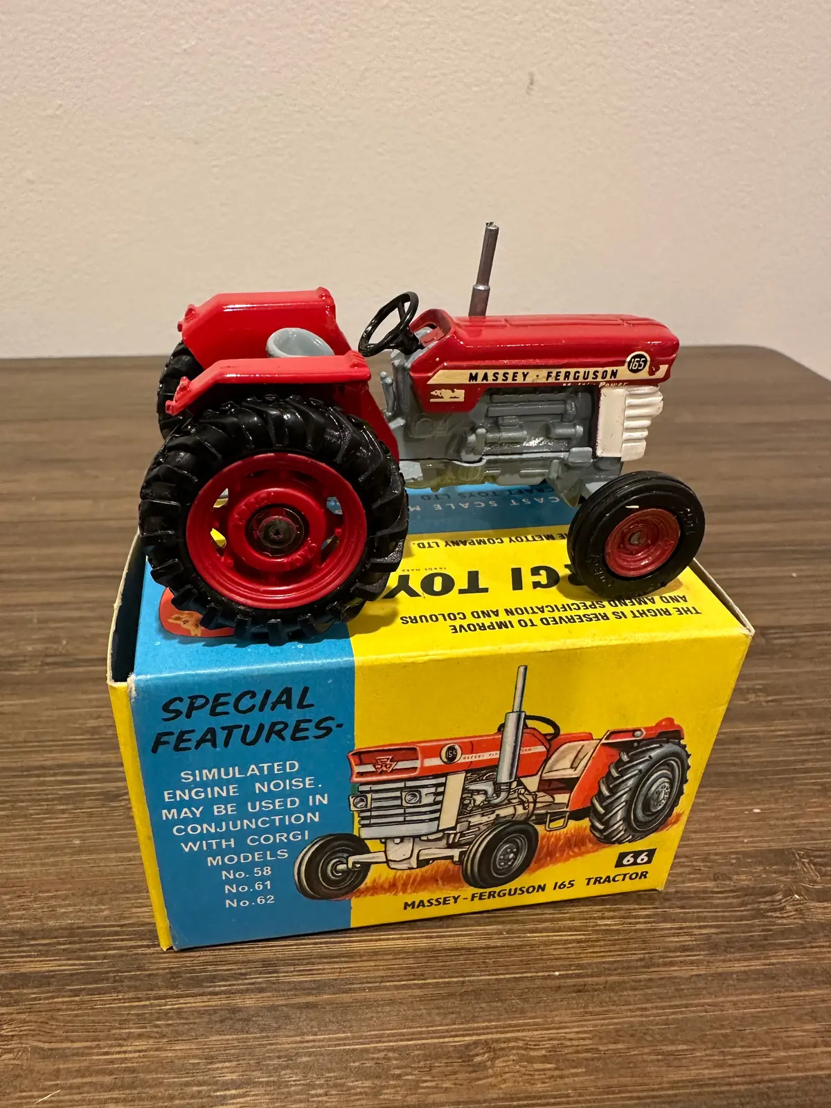 Corgi Toys 66 Massey Ferguson 165 Tractor With Original Box 1