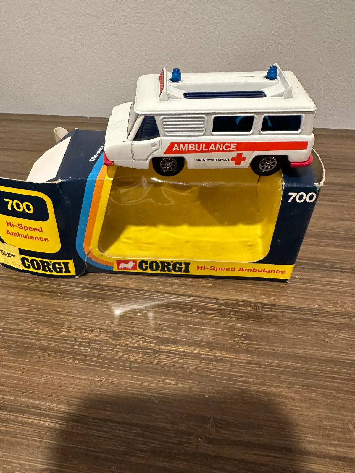 Corgi 700 Hi-Speed Ambulance With Original Box 1