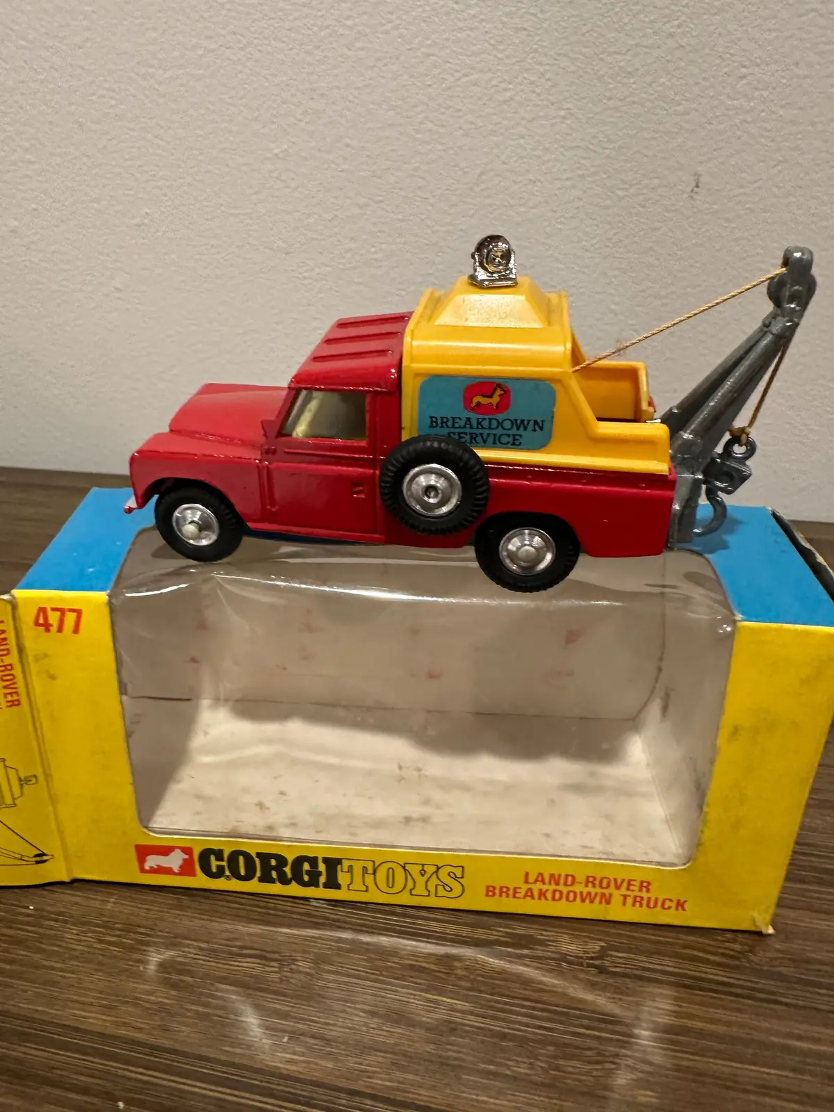 Corgi Toys 477 Land Rover Breakdown Truck With Original Box 1