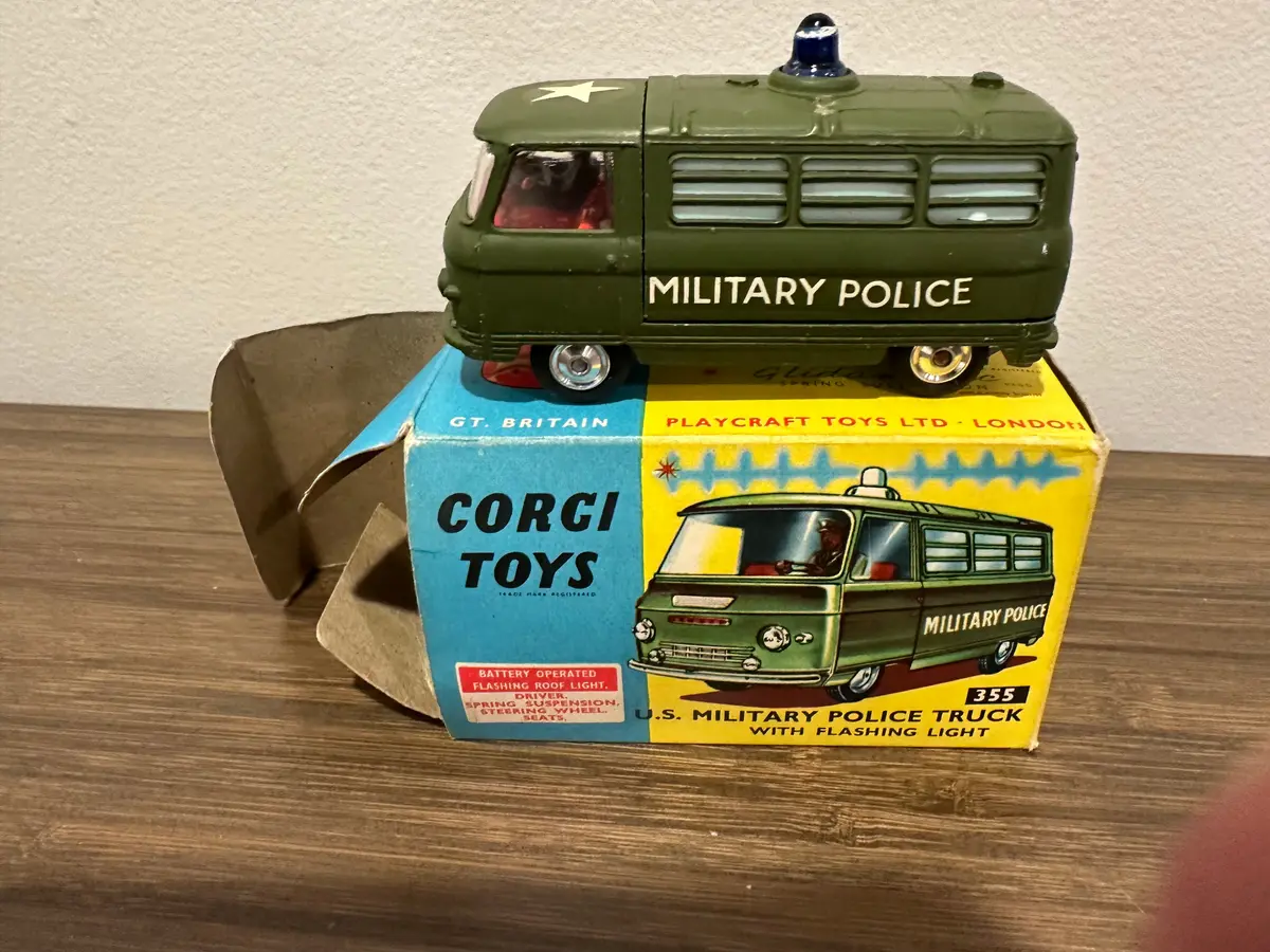 Corgi Toys 355 Us Military Police Truck With Original Box 2