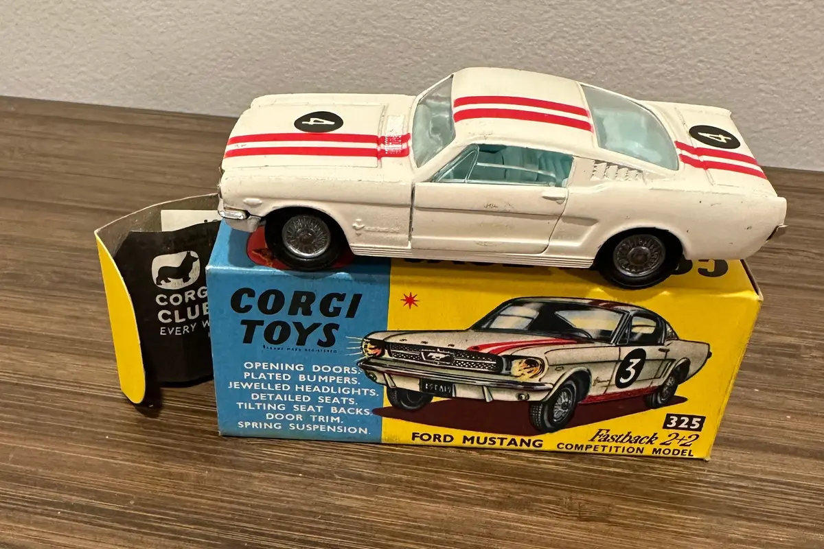 Corgi Toys 325 Ford Mustang Competition Model With Original Box 1