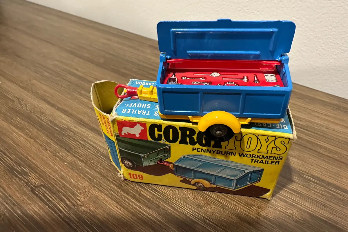 Corgi Toys 109 Pennyburn Trailer With Original Box 1