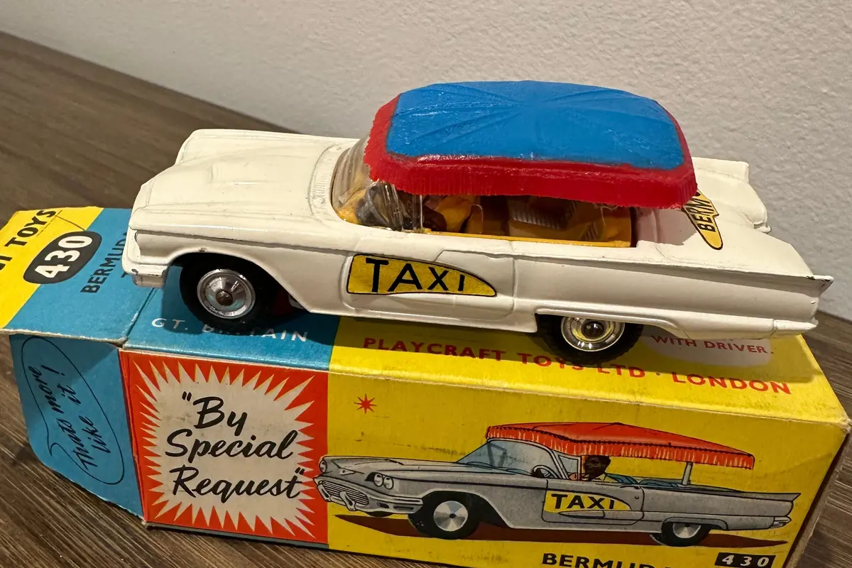 Corgi Toys 430 Bermuda Taxi With Original Box 1