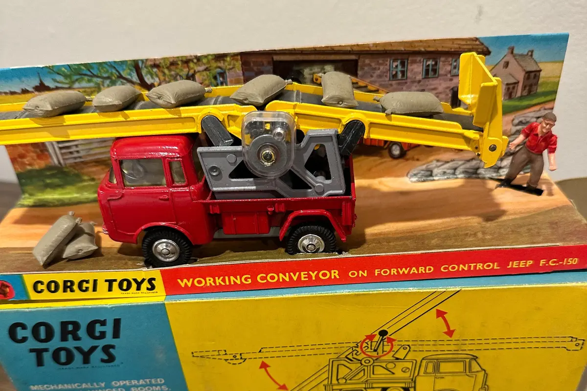 Corgi Toys Gift Set 64 Conveyor On Jeep Fc150 In Original Box 1