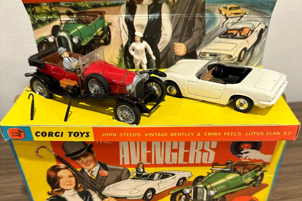 Corgi Toys Gift Set 40 The Avengers In Original Box 1