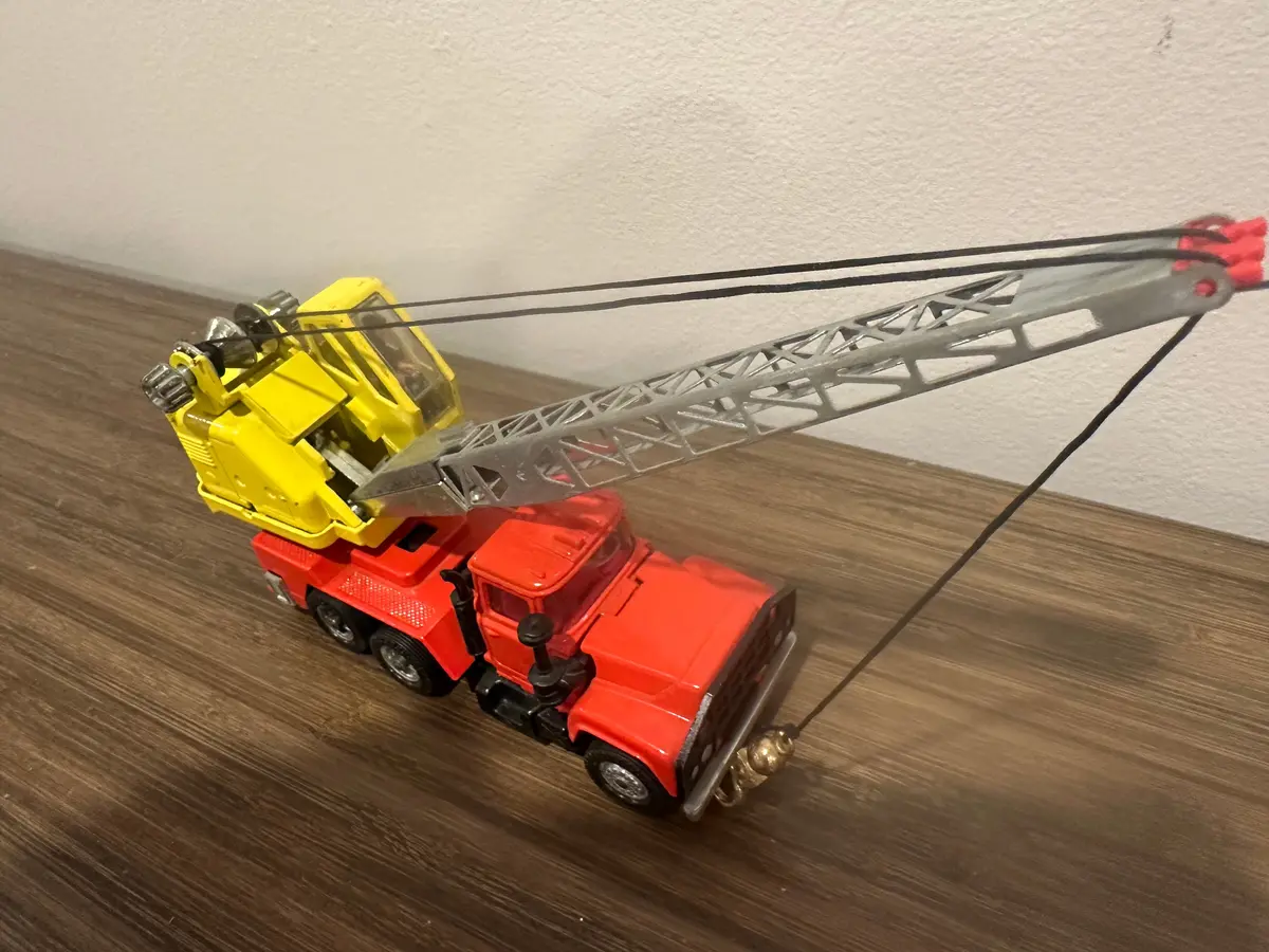 Corgi Major 1154 Mack Priestman Crane 2