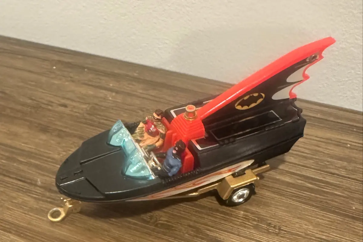 Corgi Toys 107 Bat Boat 1