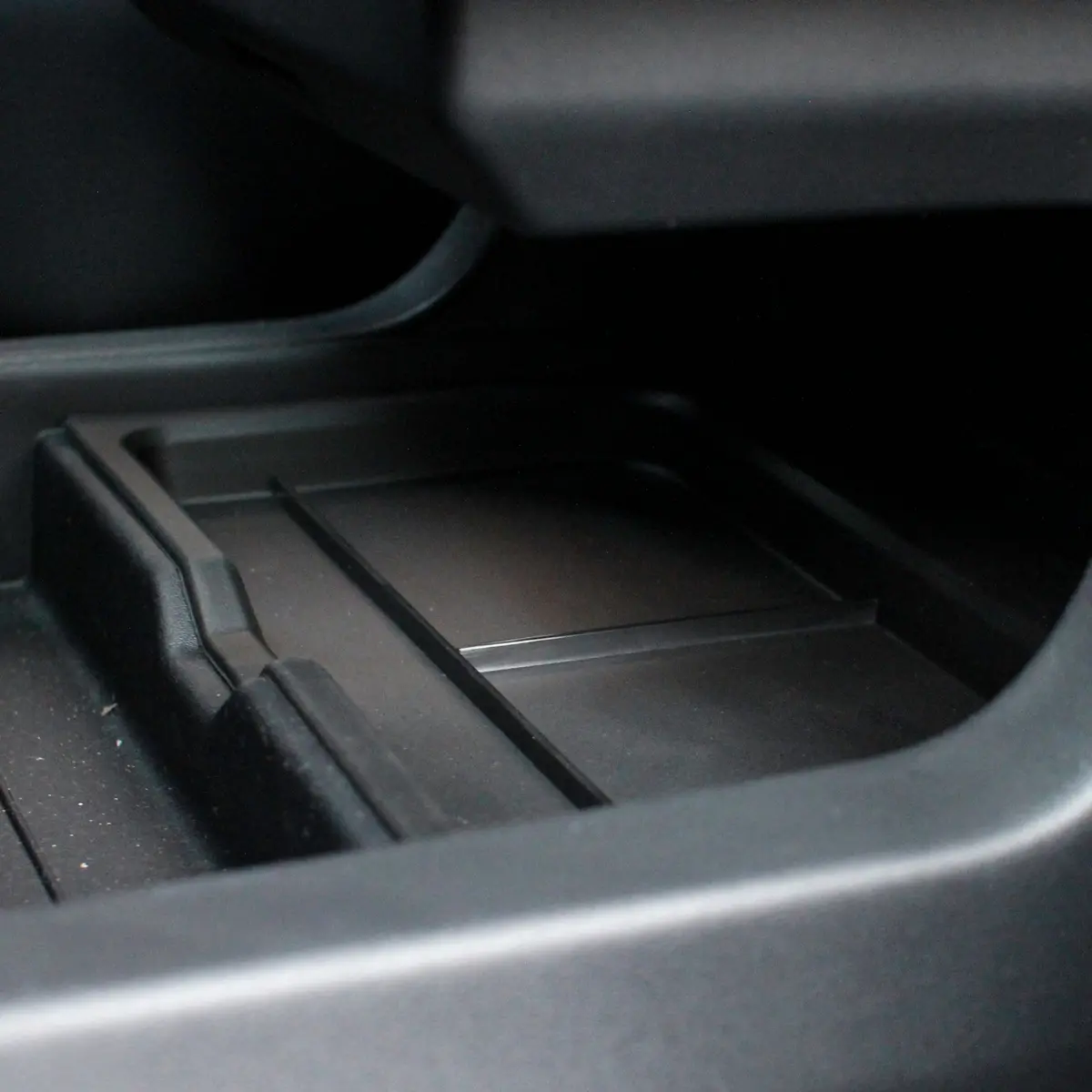 Centre Console Lower Storage Mat For Land Rover Defender (2020+) 1