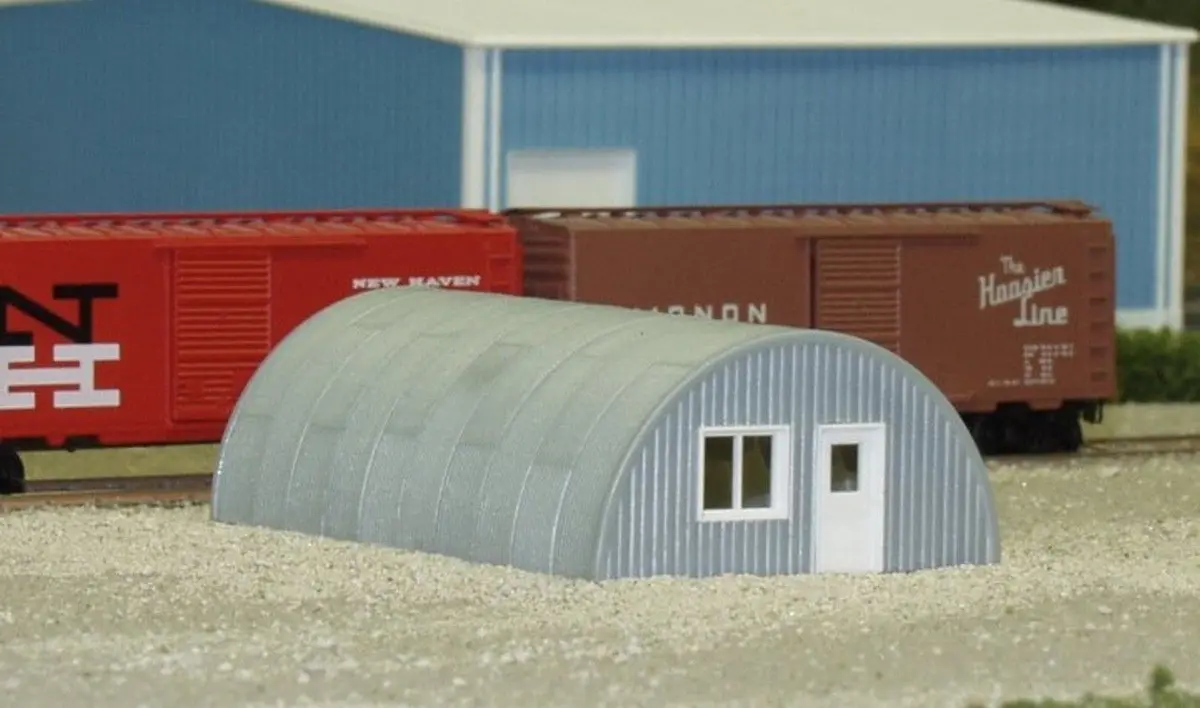 Rix Products 710 - Quonset Hut - N Scale 1