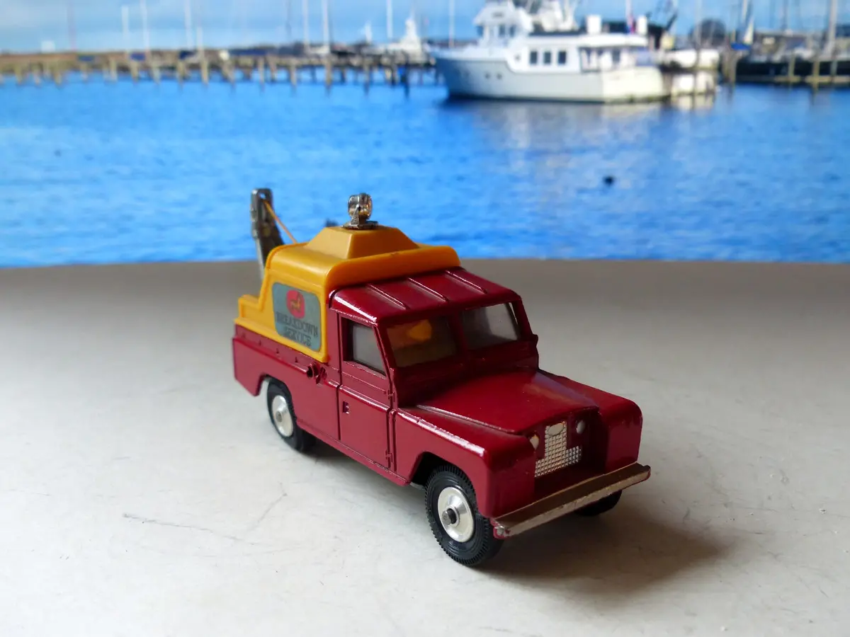 477 Land Rover Breakdown Truck With Original Box 2