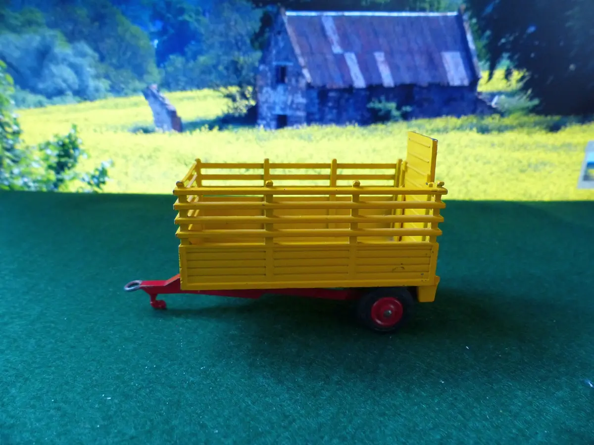 58 Farm Beast Carrier Trailer (1) 1