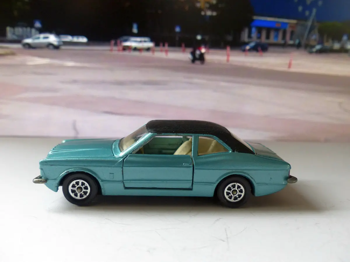 313 Whizzwheels Ford Cortina Mk Iii Gxl 'Graham Hill' In Blue 1