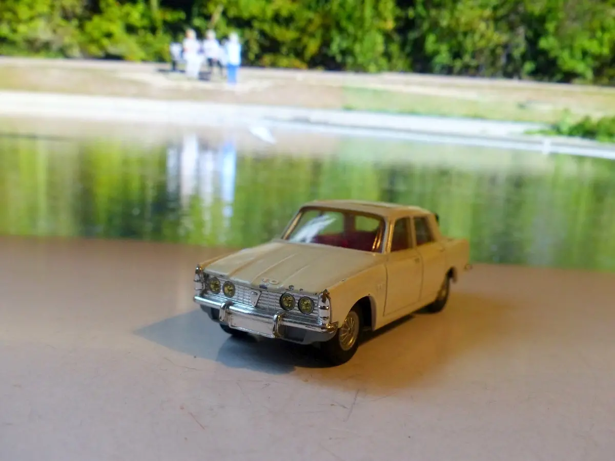 275 Rover 2000Tc In White 1