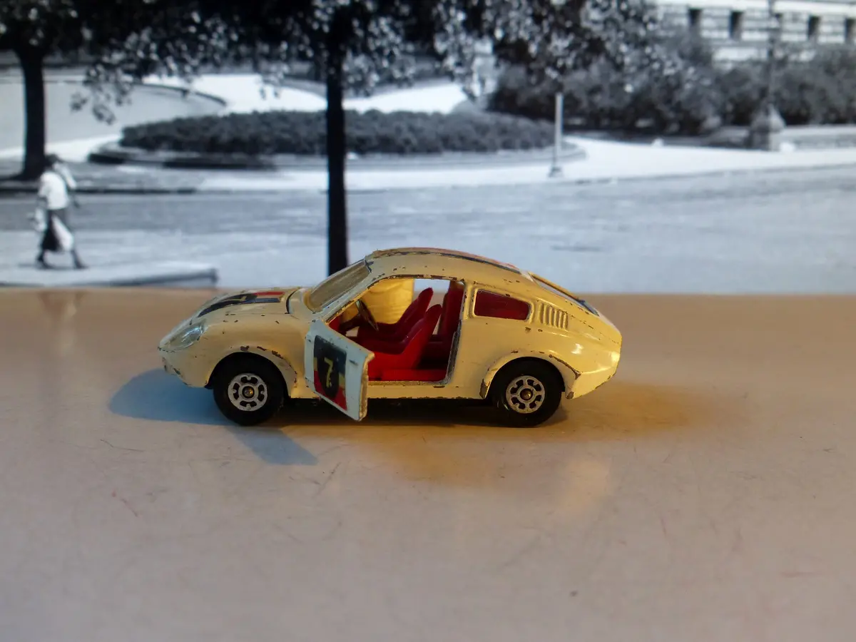 305 Mini Marcos Gt850 Whizzwheels 1