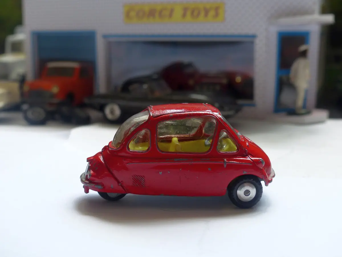 233 Heinkel Trojan Economy Car Red 1